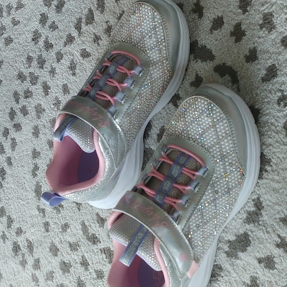 🌟RARE!!🌟Skechers S-Lights Luxe